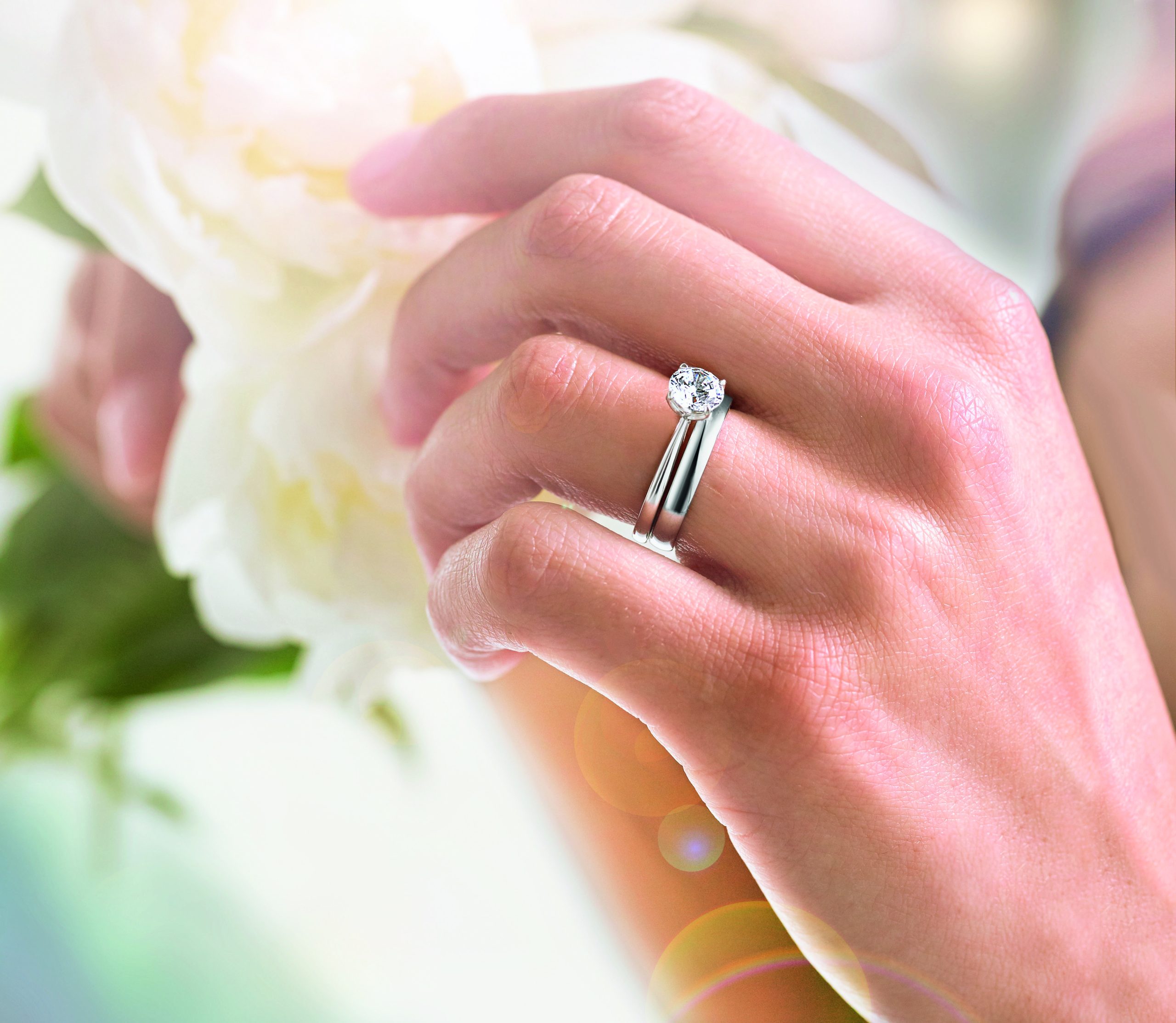 yellow-gold-hoop-and-heart-earring