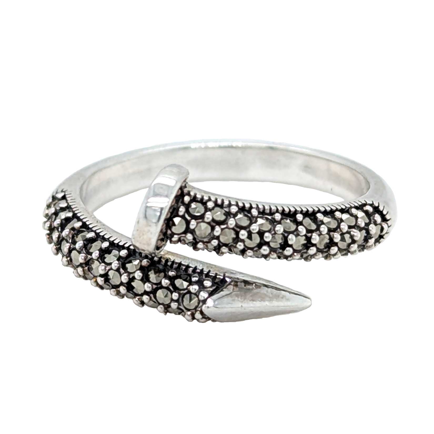 yellow-gold-hoop-and-heart-earring