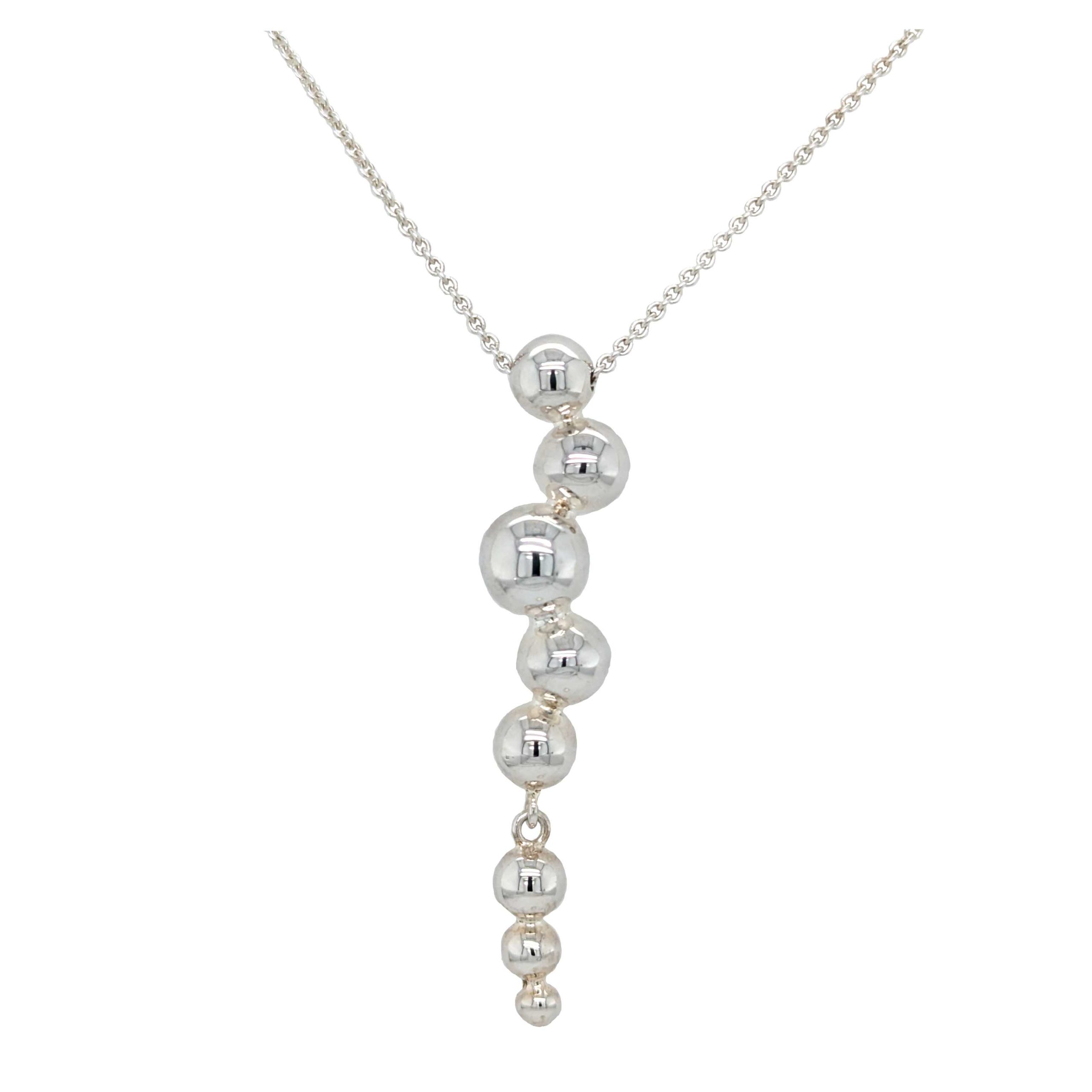 yellow-gold-hoop-and-heart-earring