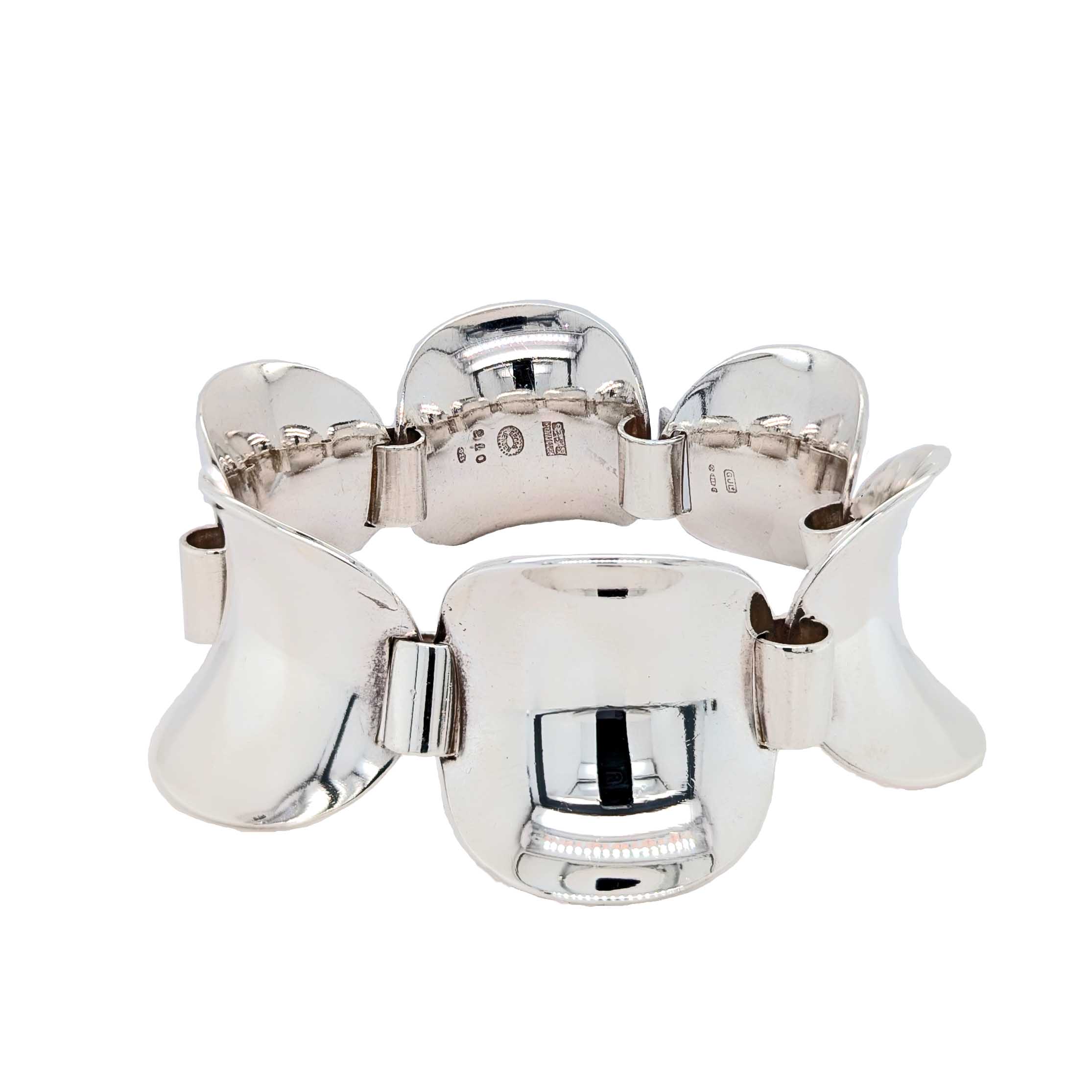 yellow-gold-hoop-and-heart-earring